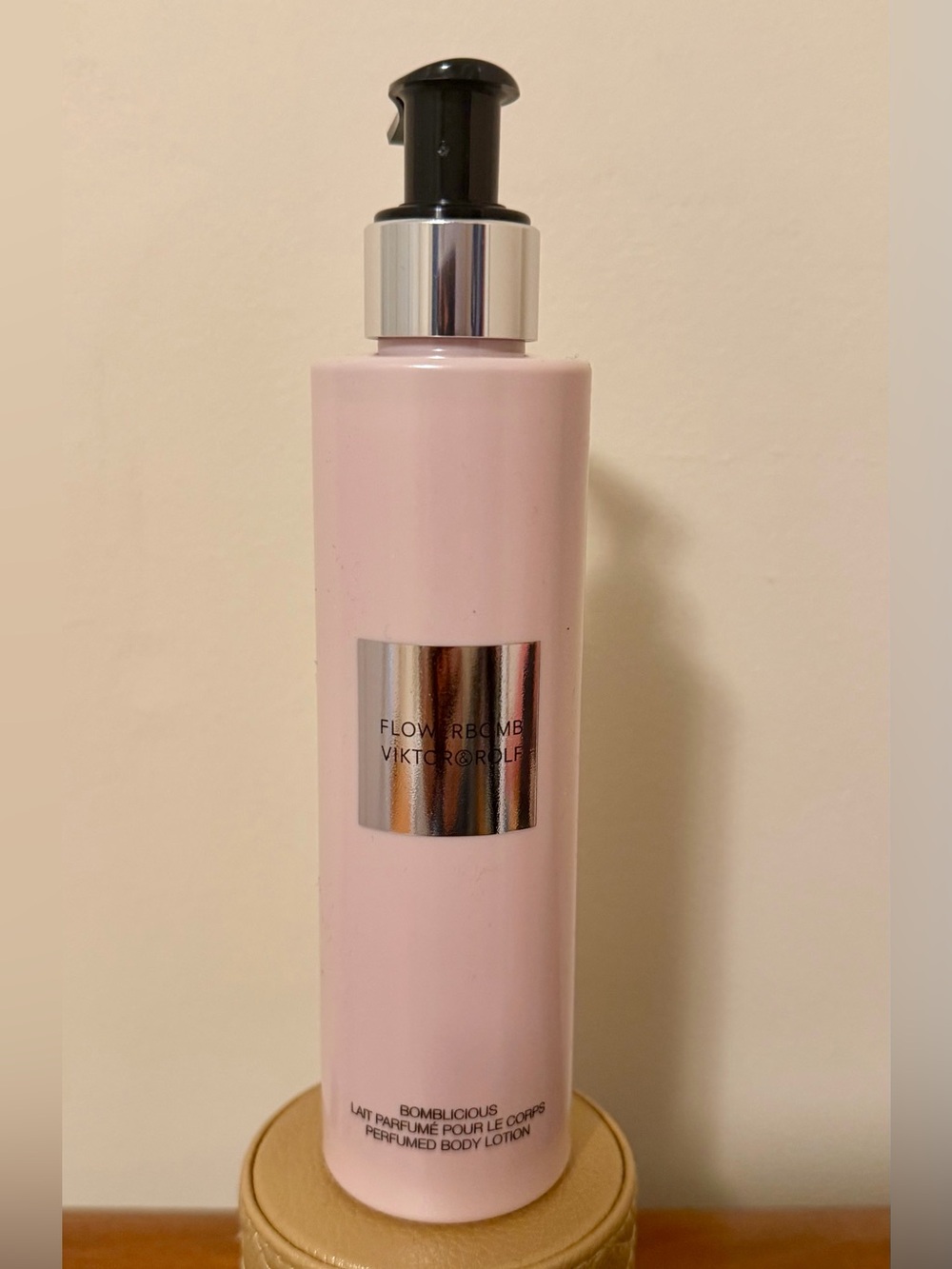 Viktor & Rolf Flowerbomb Bombilicious Perfumed Body Lotion, 6.7oz, New
